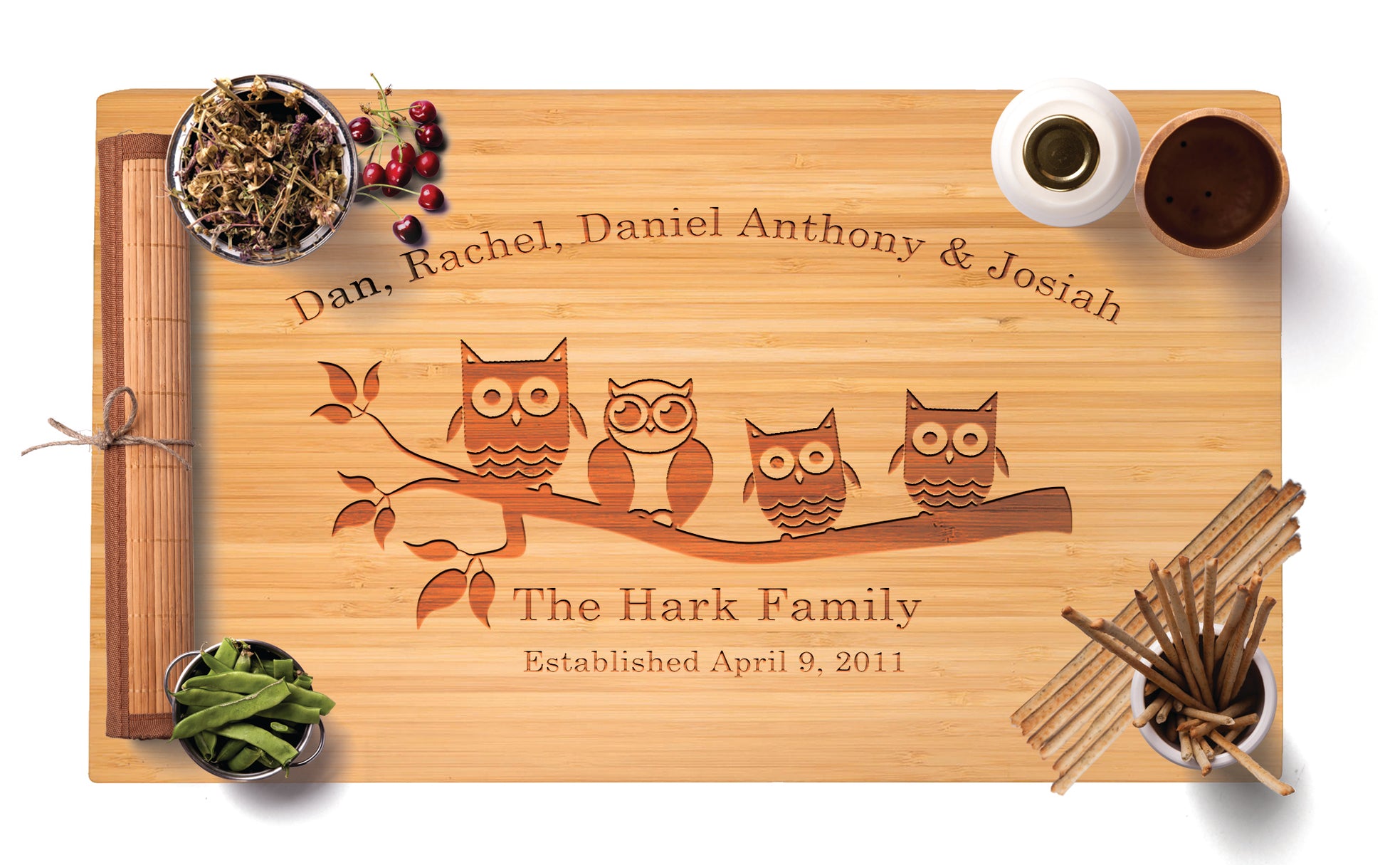 LPCB036 Personalized Cutting Board Personalized Family Wreath